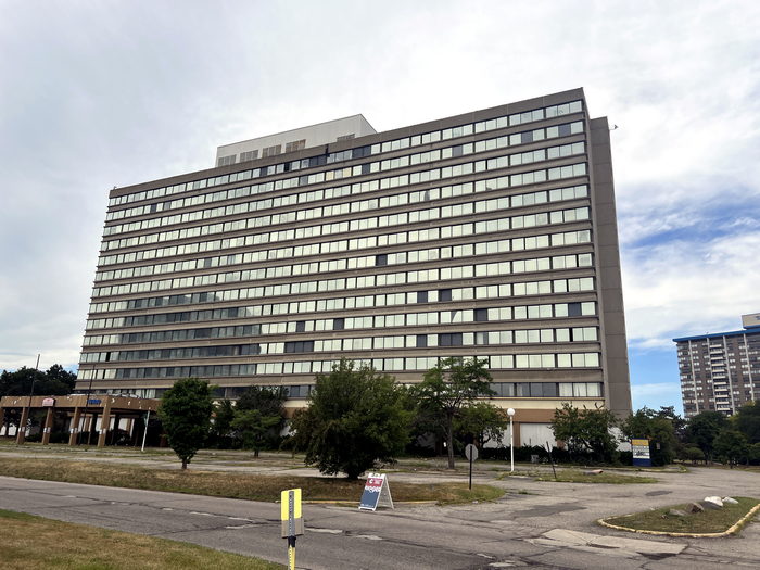 Michigan Inn - July 23 2022 (newer photo)